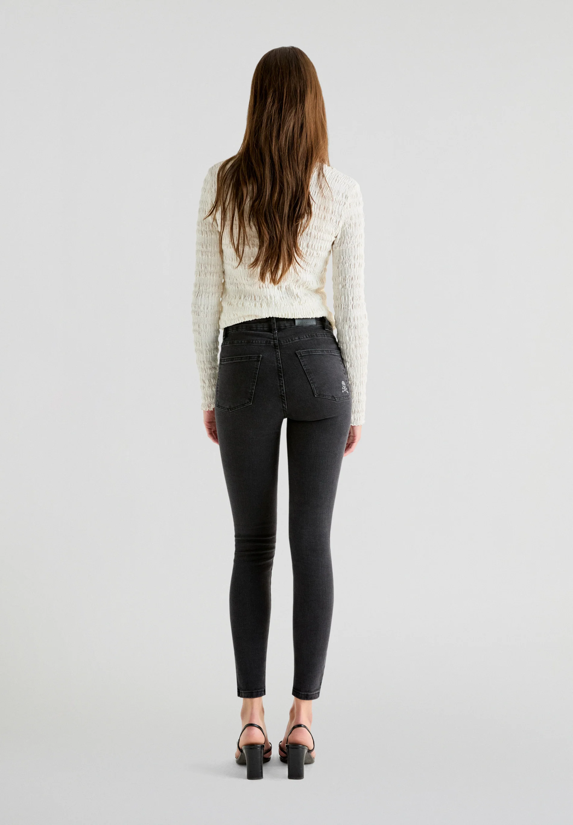 JEANS PITILLO TACHUELAS - Image 7