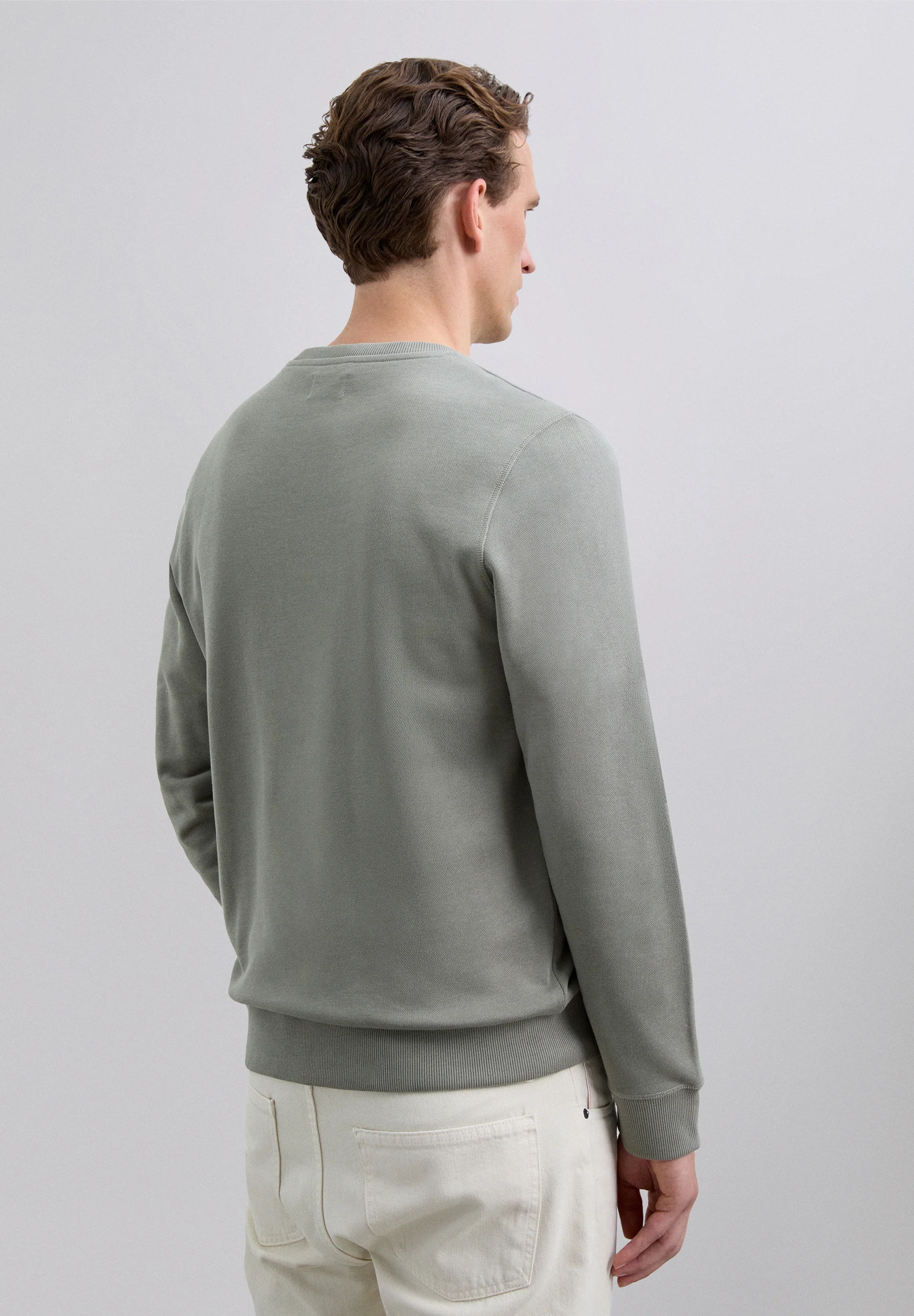 SUDADERA BÁSICA BORDADA CONTRASTE - Image 3