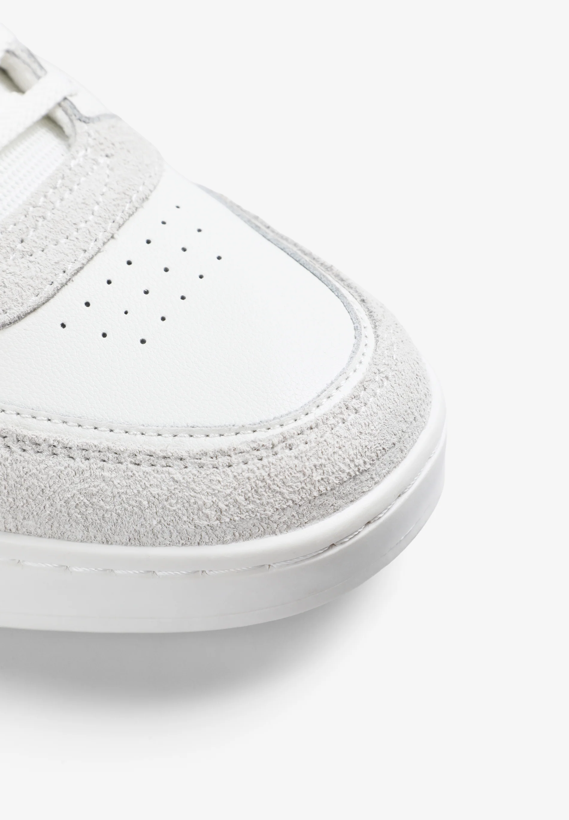 SNEAKERS CALAVERA PIEL - Image 7