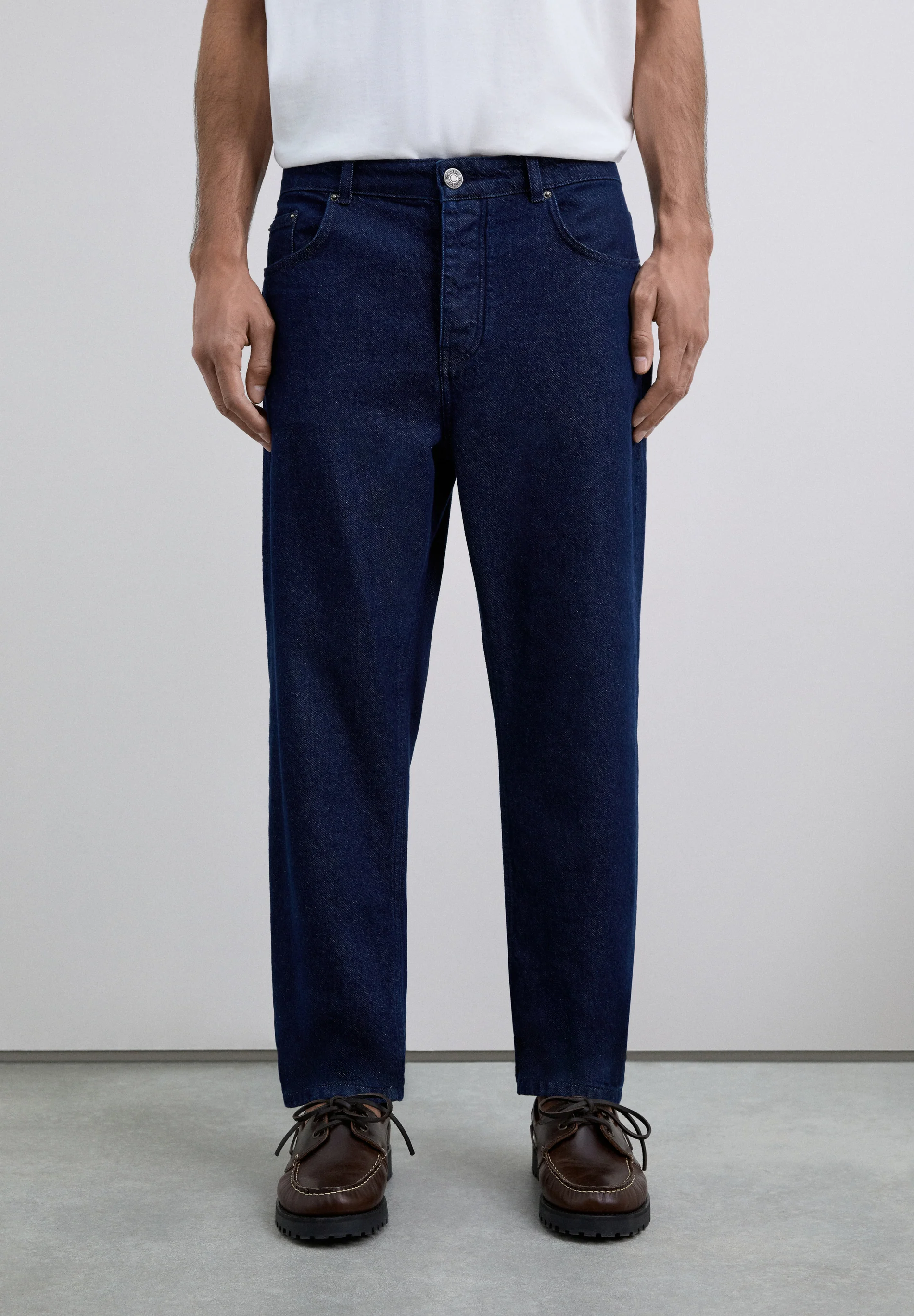 PANTALON VAQUERO CROPPED - Image 2