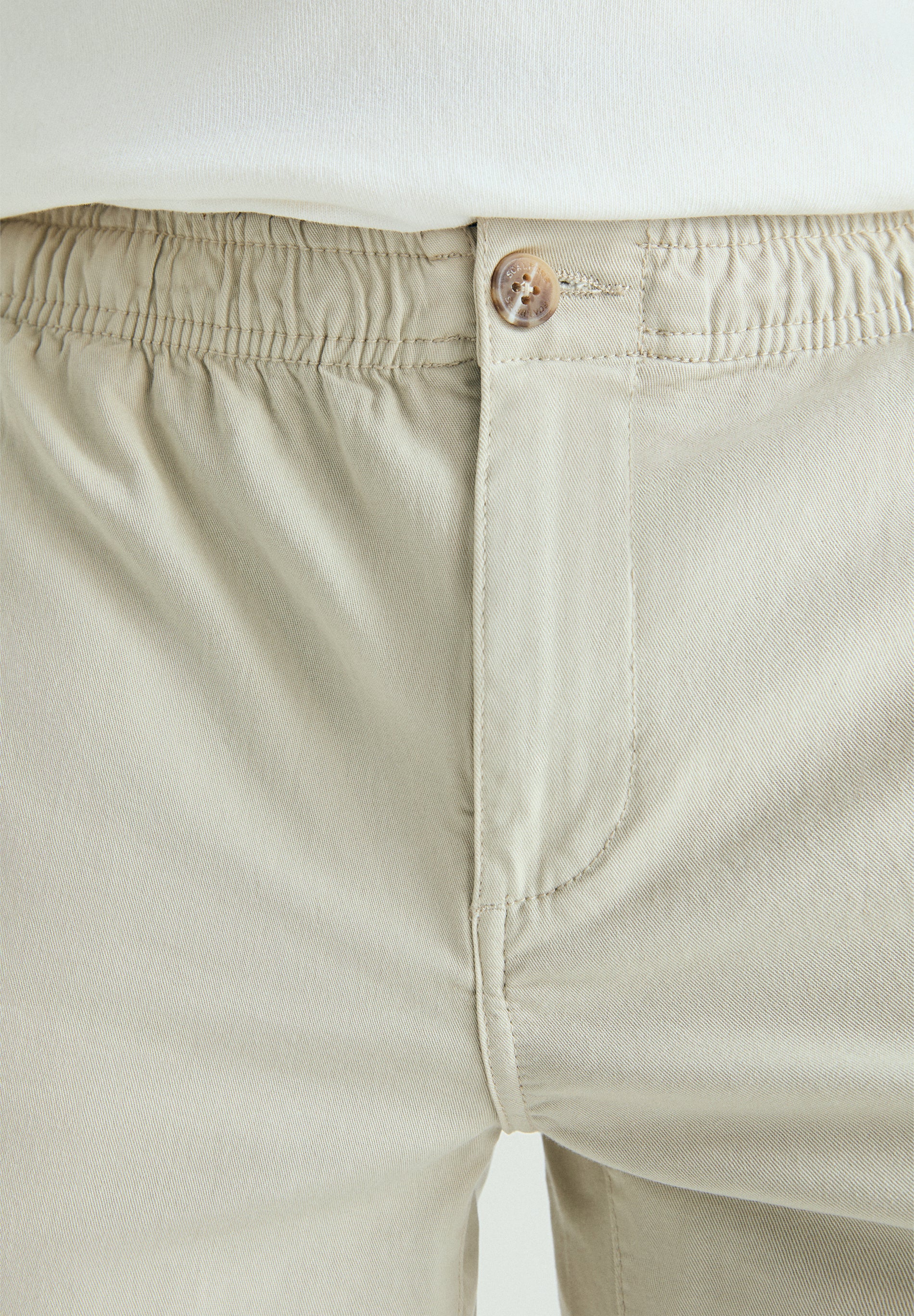BERMUDAS CORDÓN INTERIOR - Image 3