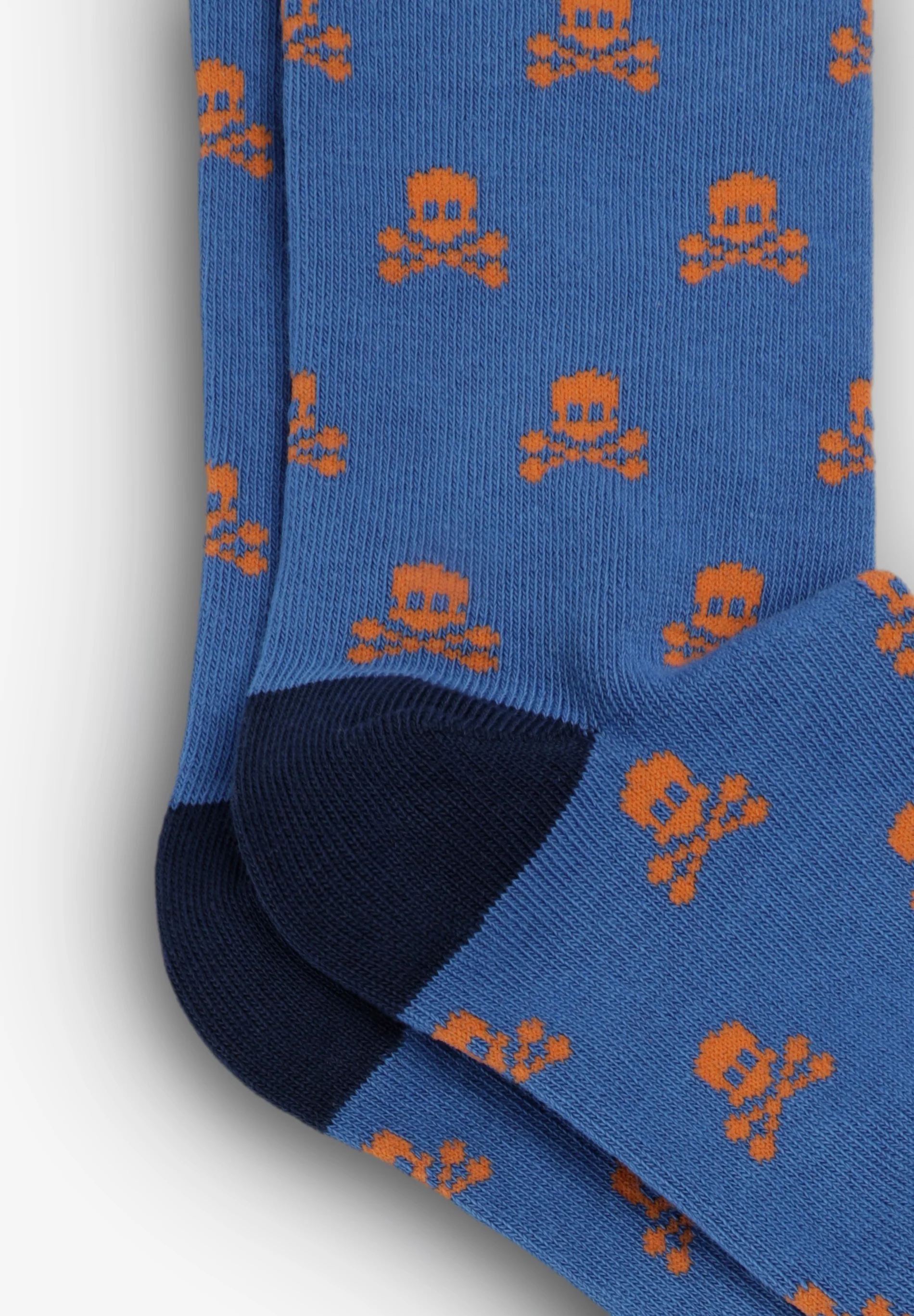 CALCETINES ESTAMPADO CALAVERAS - Image 3