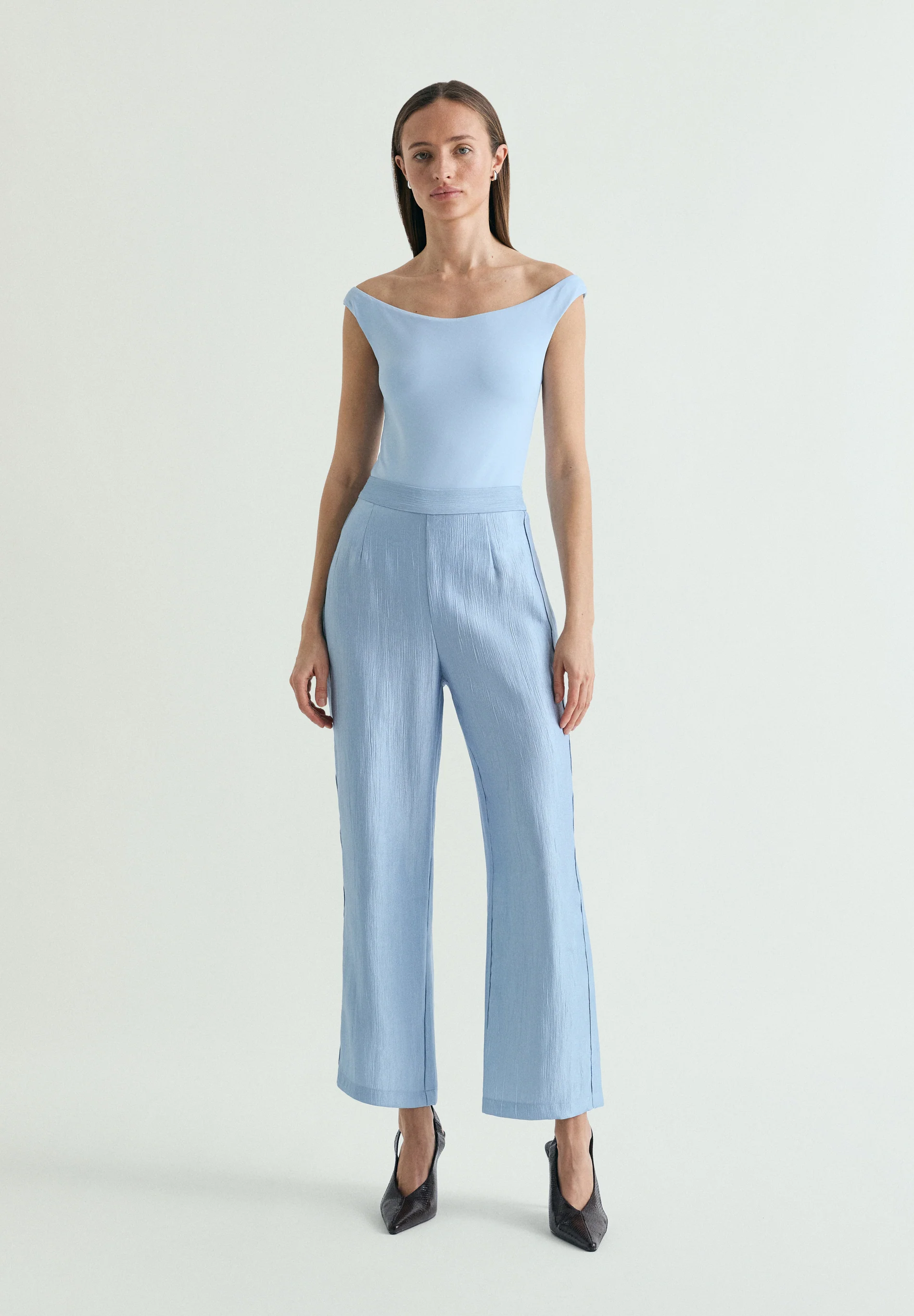 BODY OFF THE SHOULDER - Image 2