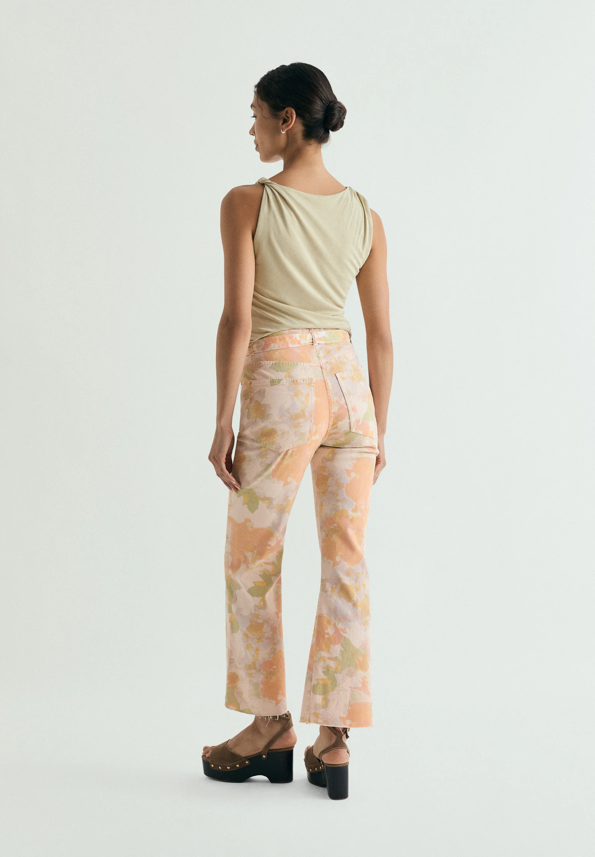 JEANS FLARE PRINT FLORAL - Image 3